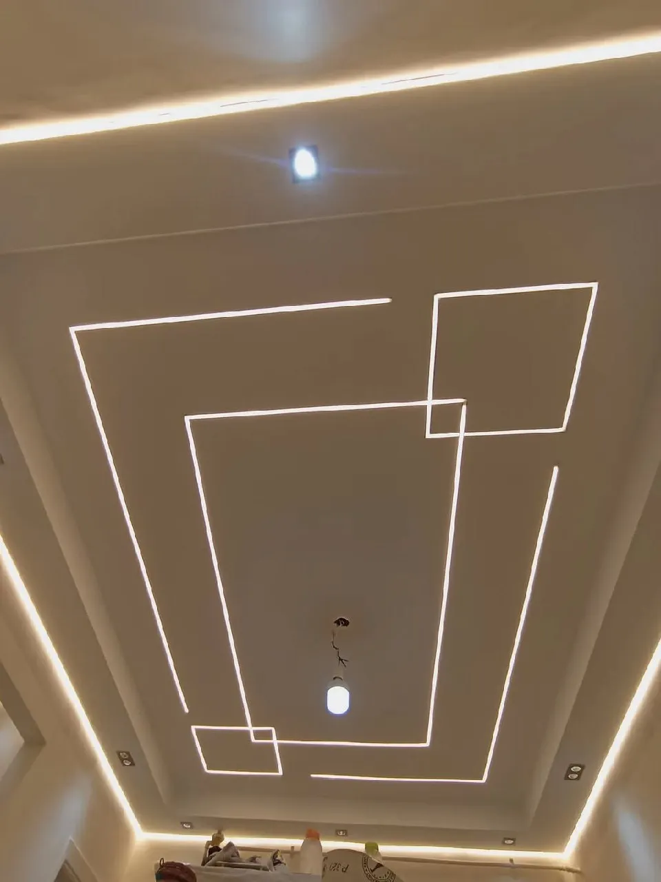 ديكور شاشة جبس بورد مع بديل خشب