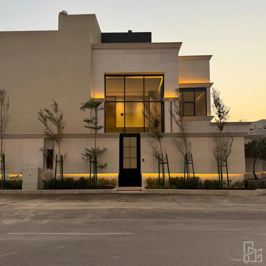 دهان عازل للحرارة والمطر